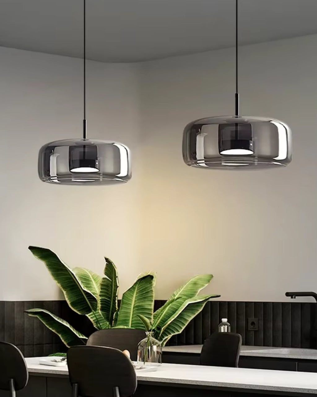 Smoked Glass LED Pendant Light – Dimmable Scandinavian Ceiling Light in Gold, Black or Amber for Dining Room, Kitchen Island & Living Room