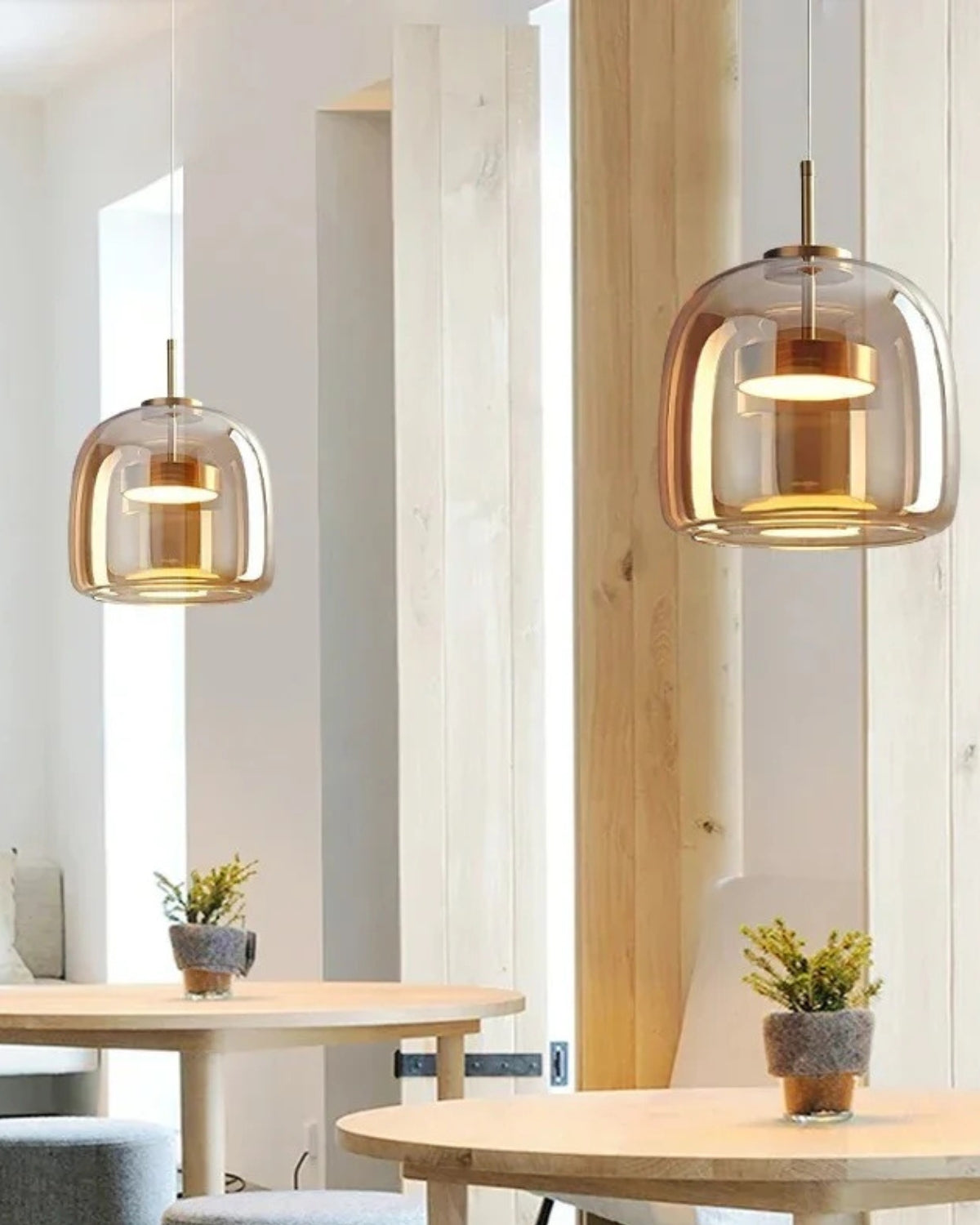 Smoked Glass LED Pendant Light – Dimmable Scandinavian Ceiling Light in Gold, Black or Amber for Dining Room, Kitchen Island & Living Room