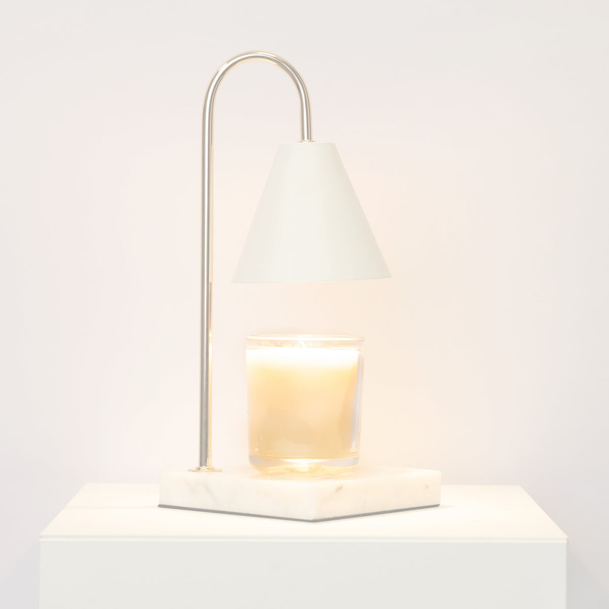 Candle Warmer Lamp with Timeless Marble Finish – Flameless Warmth