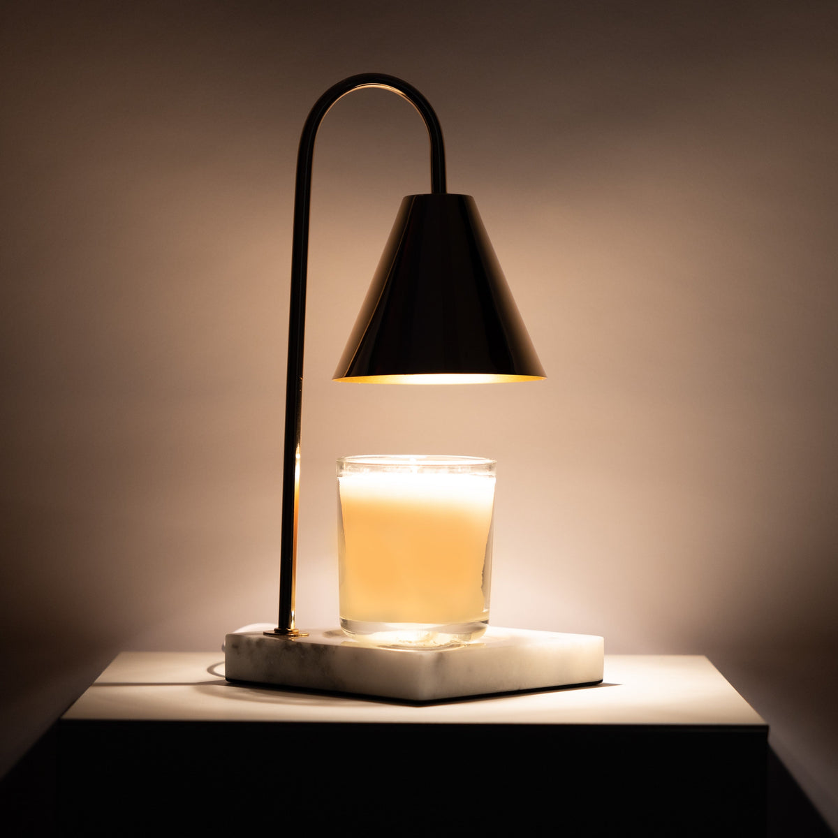 Candle Warmer Lamp with Timeless Marble Finish – Flameless Warmth