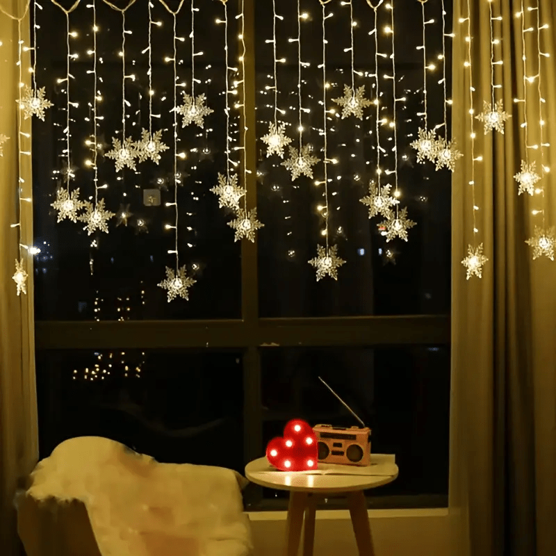 USB Snowflake String Lights – 4 m Multicolour LED, Christmas Decoration for Festive Winter Interiors