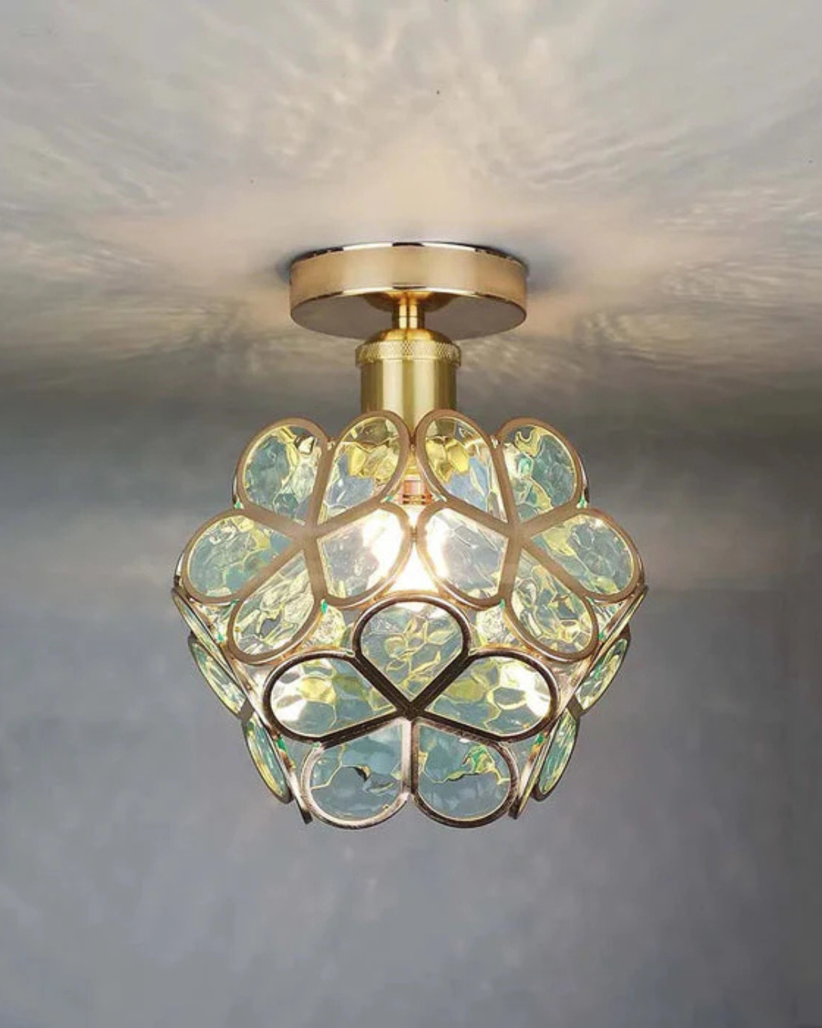 Modern Flower Ceiling Light – Acrylic & Gold-Tone Iron LED Design Lamp, 20 cm