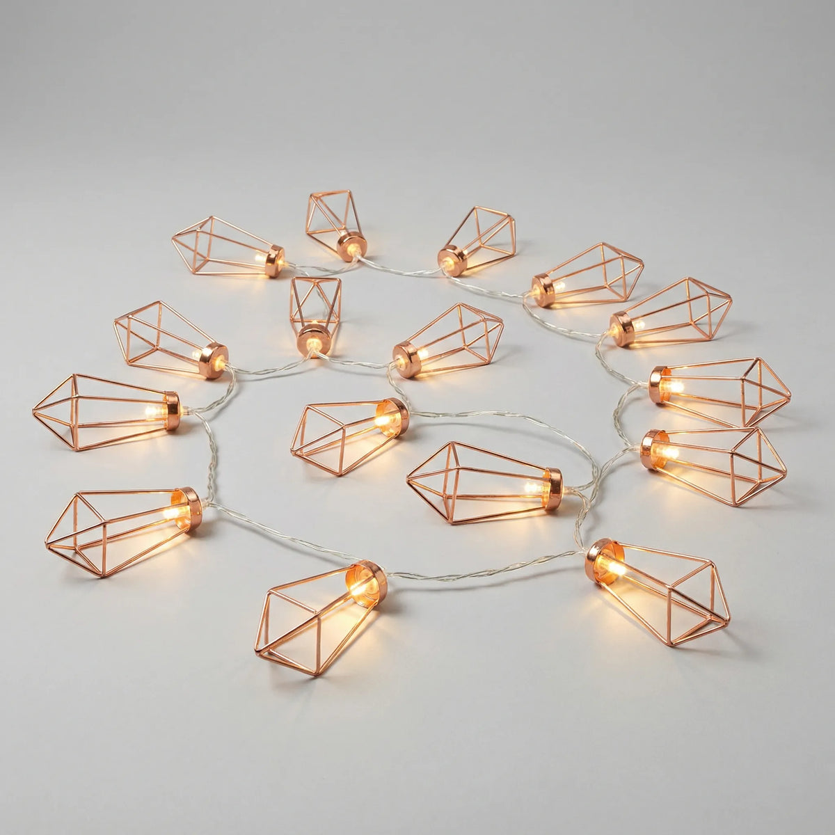 Geometric Diamond LED String Lights – Copper & Steel, Battery, 20 Lights for Living Room, Bedroom, Garden & Party Decoration