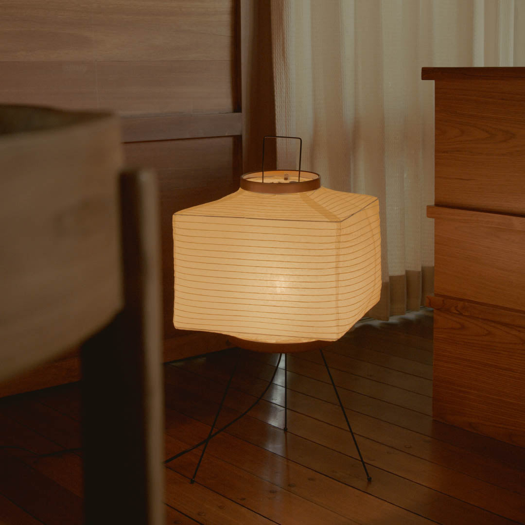 Akari Japanese Rice Paper Floor Lamp – Geometric Modern Design, White, 42 × 60 cm, Mood Lighting