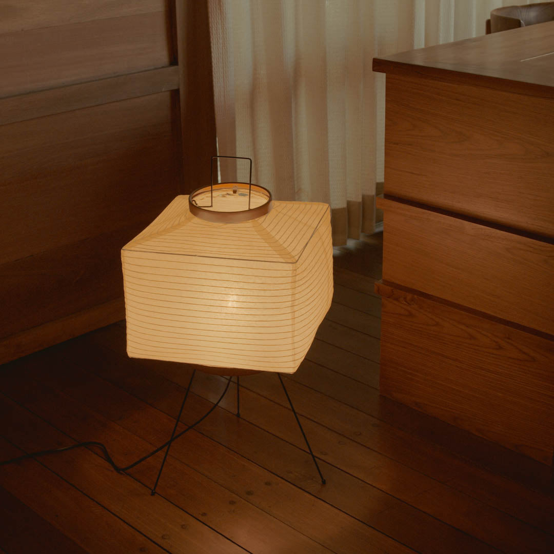 Akari Japanese Rice Paper Floor Lamp – Geometric Modern Design, White, 42 × 60 cm, Mood Lighting
