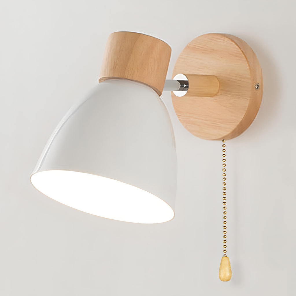 Scandinavian Wooden Wall Lamp with Warm Light & Pull-Cord Switch – for Calm Interiors