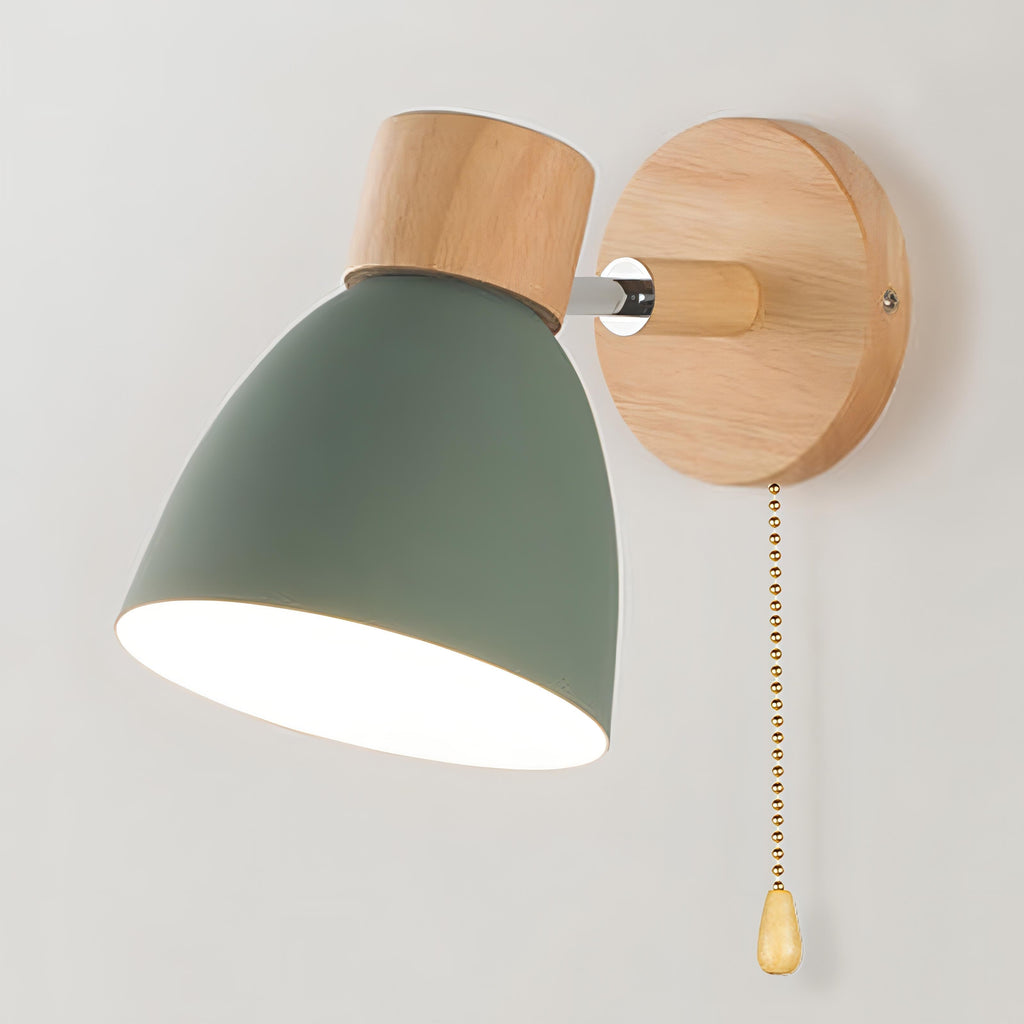 Scandinavian Wooden Wall Lamp with Warm Light & Pull-Cord Switch – for Calm Interiors