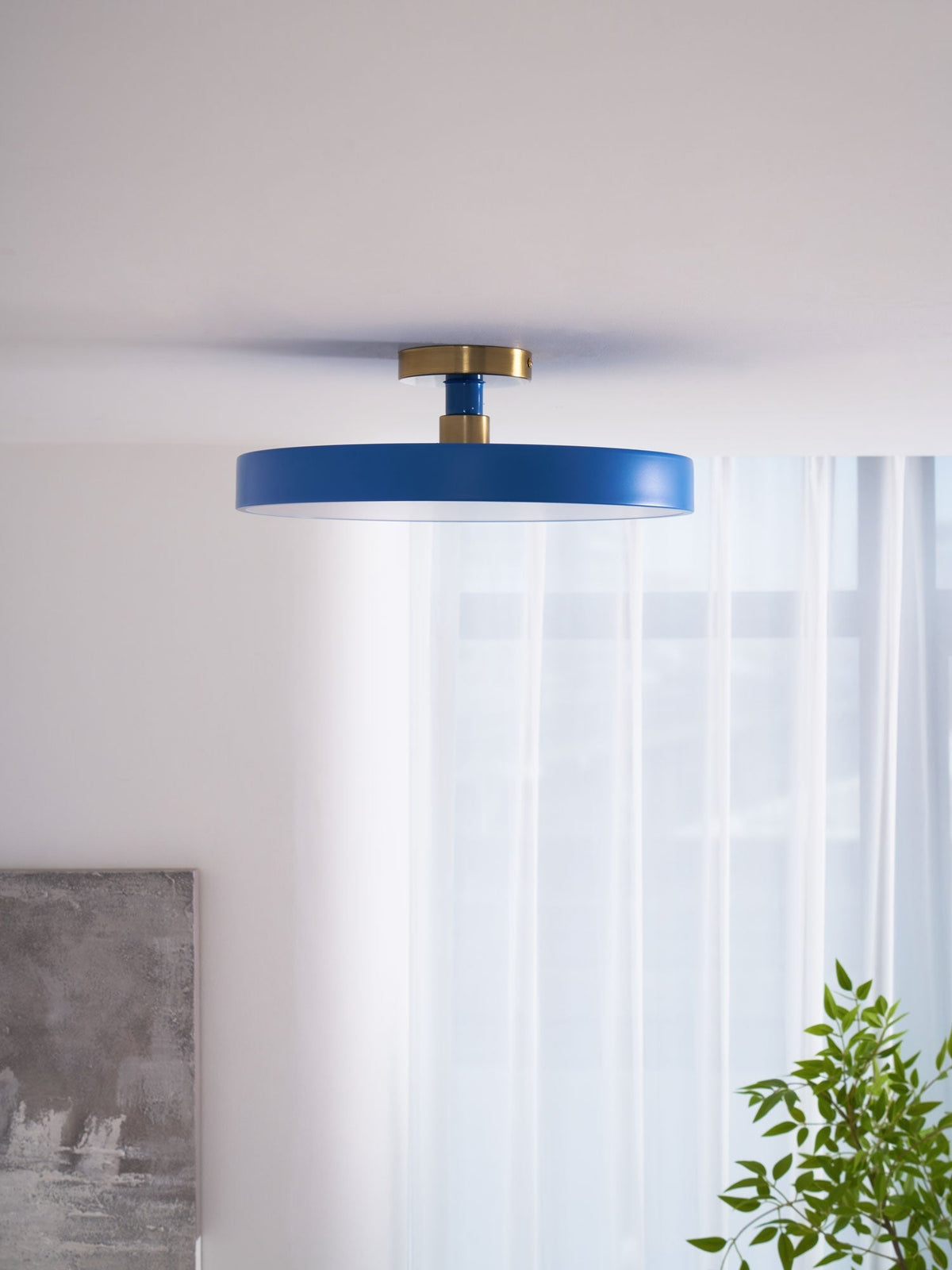 Isla Round Flush-Mount LED Ceiling Light – Black Metal with White Diffuser for Dining Rooms & Offices, Six Colours