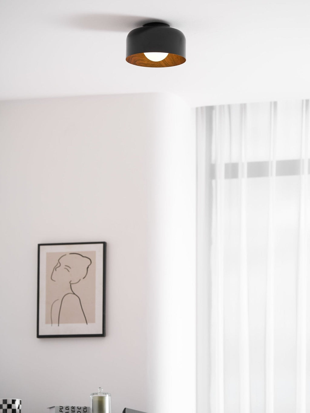 Round Glass Globe Ceiling Light with Wood-Grain Interior – Ø 22 cm, G9, Wall Mountable for Hallway, Kitchen & Bedroom