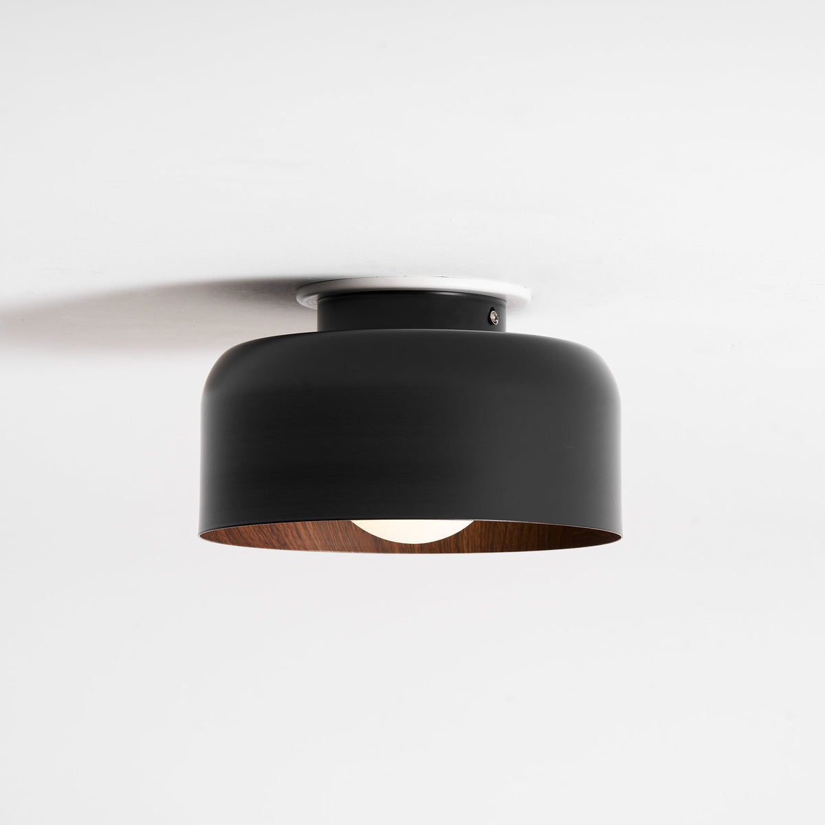 Round Glass Globe Ceiling Light with Wood-Grain Interior – Ø 22 cm, G9, Wall Mountable for Hallway, Kitchen & Bedroom