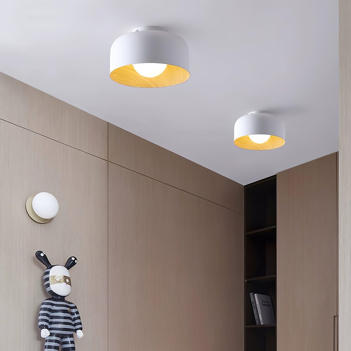 Round Glass Globe Ceiling Light with Wood-Grain Interior – Ø 22 cm, G9, Wall Mountable for Hallway, Kitchen & Bedroom