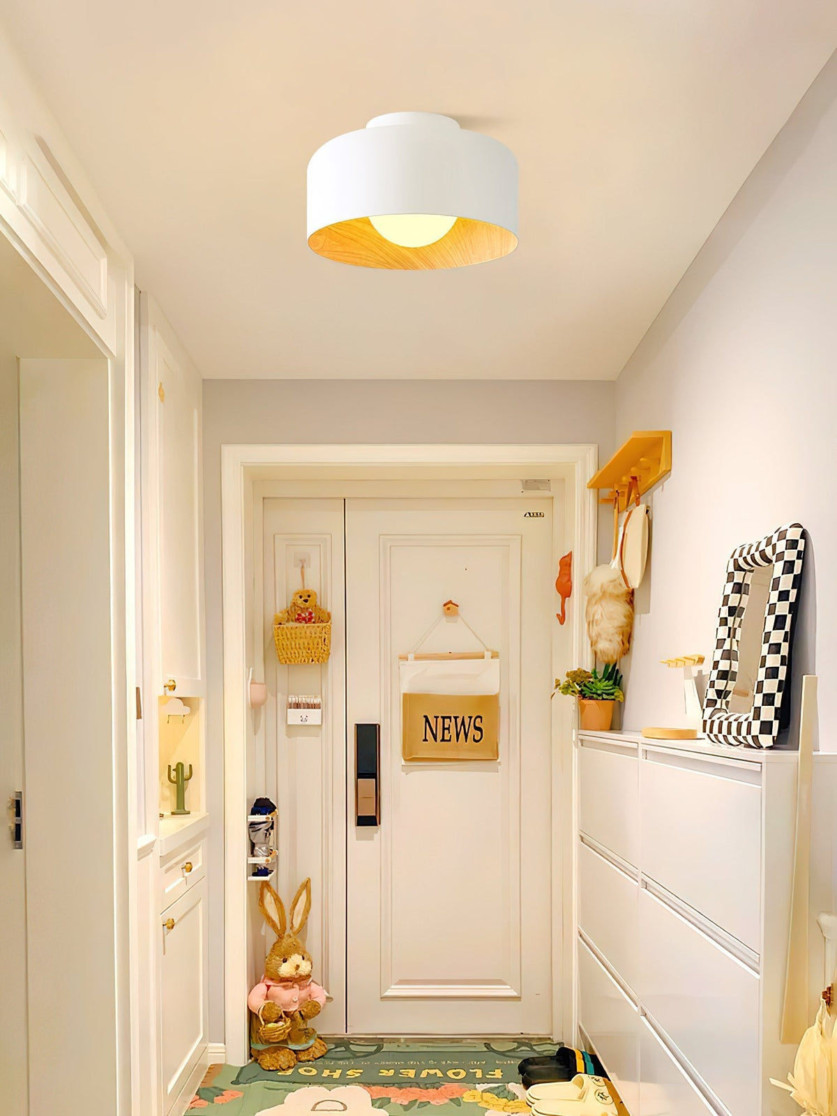 Round Glass Globe Ceiling Light with Wood-Grain Interior – Ø 22 cm, G9, Wall Mountable for Hallway, Kitchen & Bedroom