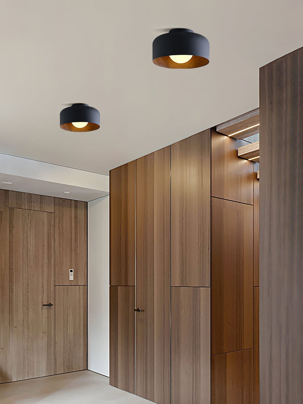 Round Glass Globe Ceiling Light with Wood-Grain Interior – Ø 22 cm, G9, Wall Mountable for Hallway, Kitchen & Bedroom