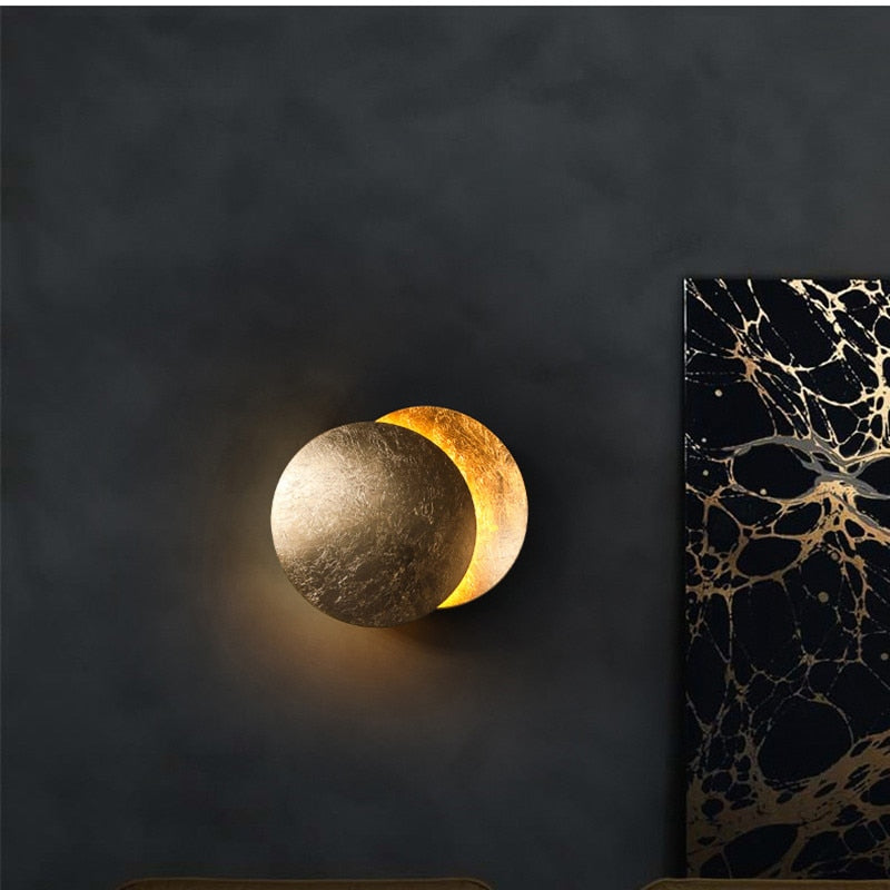 Eclipse LED Wall Light – Decorative Iron Mood Lamp with Shadow Effect for Living Room, 20–25 cm