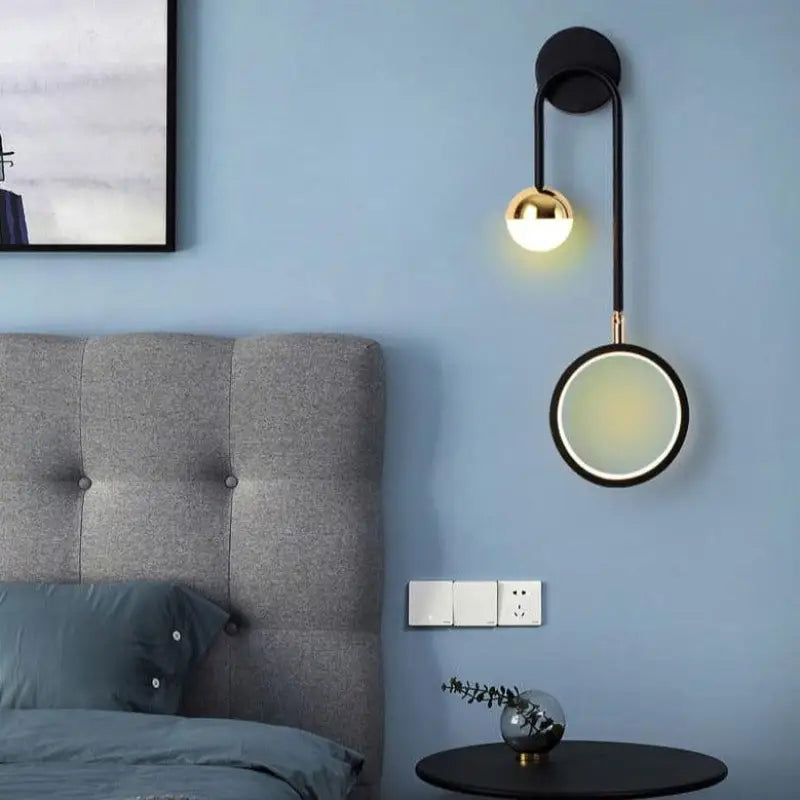 Scandinavian Black Aluminium LED Wall Light – Dimmable, Modern Design, 48 cm