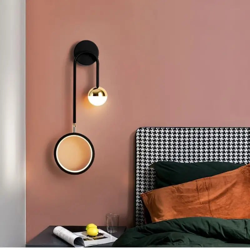 Scandinavian Black Aluminium LED Wall Light – Dimmable, Modern Design, 48 cm
