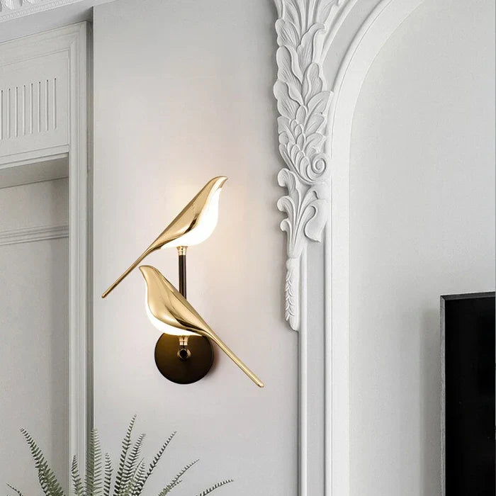 Bird-Shaped LED Design Wall Light – Gold Wall Lamp with Warm Light